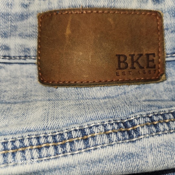 BKE Jake Jeans Men Light Wash Distressed Relaxed Denim straight leg style 30x30 - Picture 6 of 13